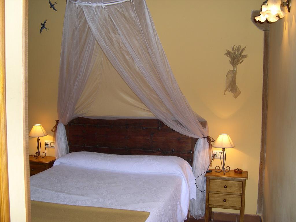 La Huerta De San Lorenzo Segóvia Quarto foto