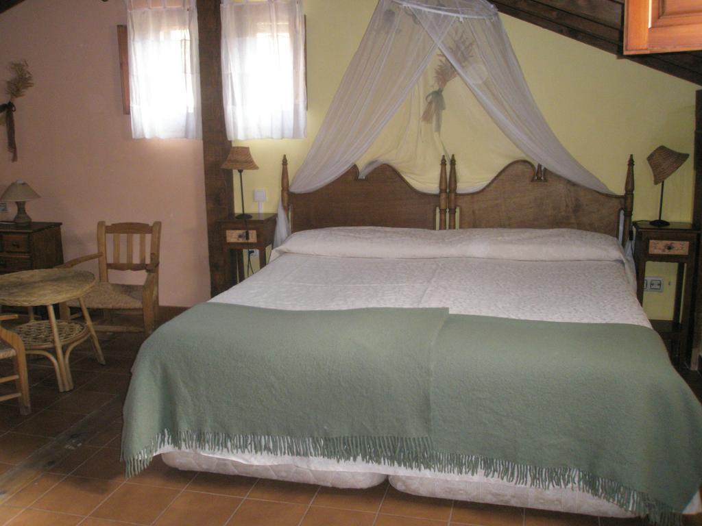 La Huerta De San Lorenzo Segóvia Quarto foto